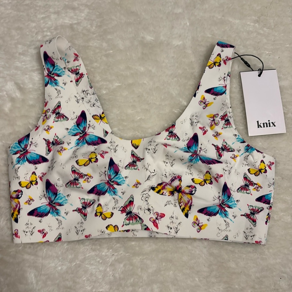 Knix x Betsey Johnson Pullover Bra